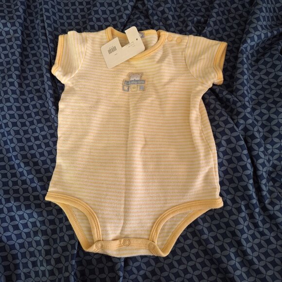 Just stay little onesie 6 to 9 months - Picture 1 of 5